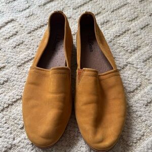 L.L Bean Women’s Lakewashed Slip Ons Size 10 Medium New without tag Camel Brown
